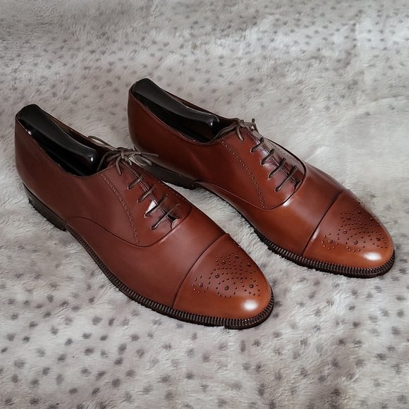 SALVATORE FERRAGAMO DRESS BROGUE COGNAC OXFORD - Picture 2 of 12